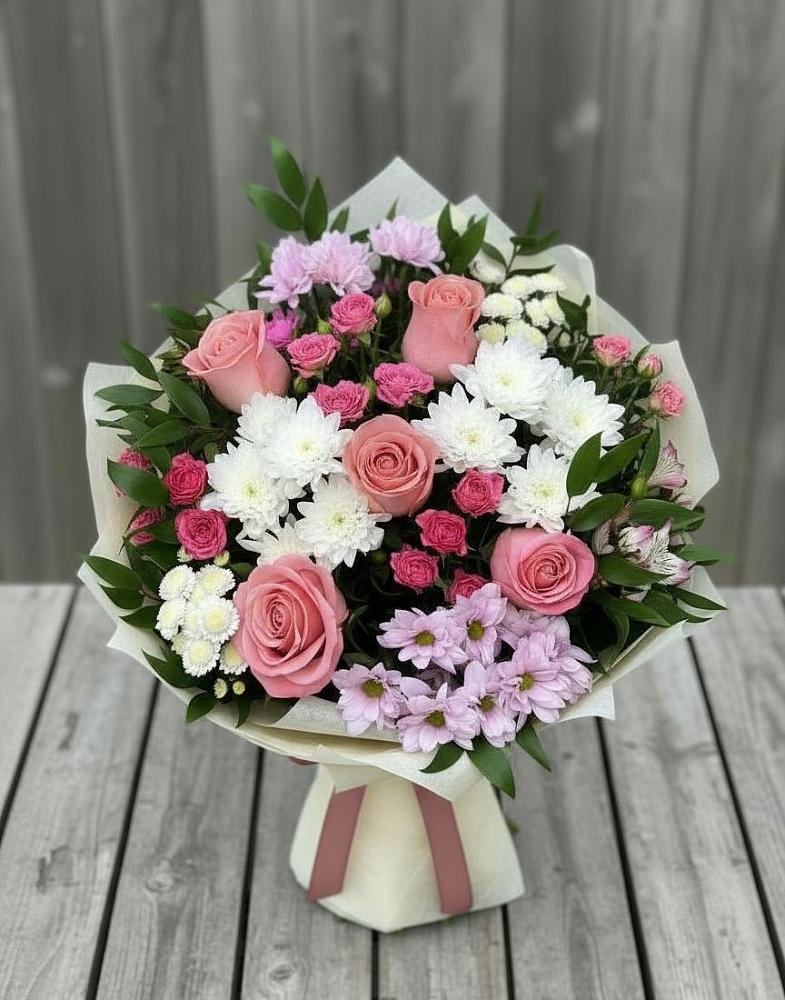 Букет цветов из: Альстромерии, Гвоздики, Розы и Хризантемы в Демино