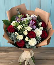 Букет цветов из:  Розы и Альстромерии в Демино