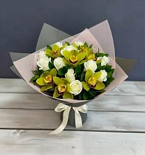 Букет цветов из:  Орхидеи и Розы в Демино