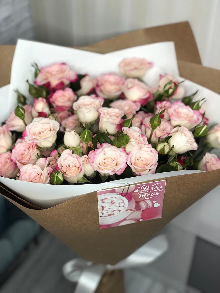 Букет цветов из: Розы в Демино