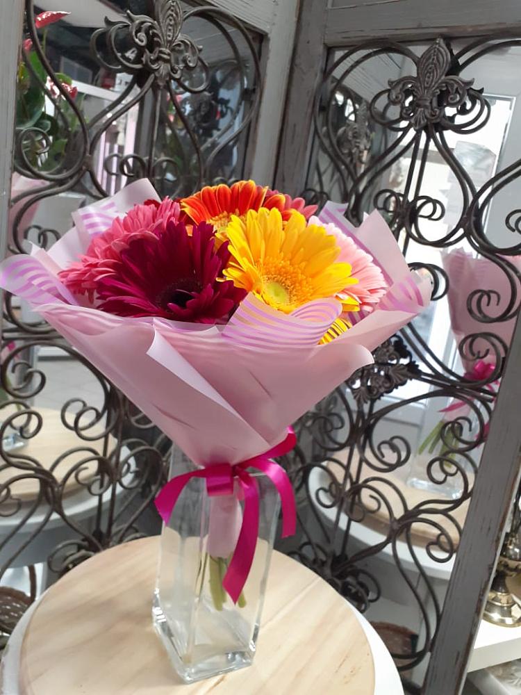 Букет цветов из: Герберы в Демино