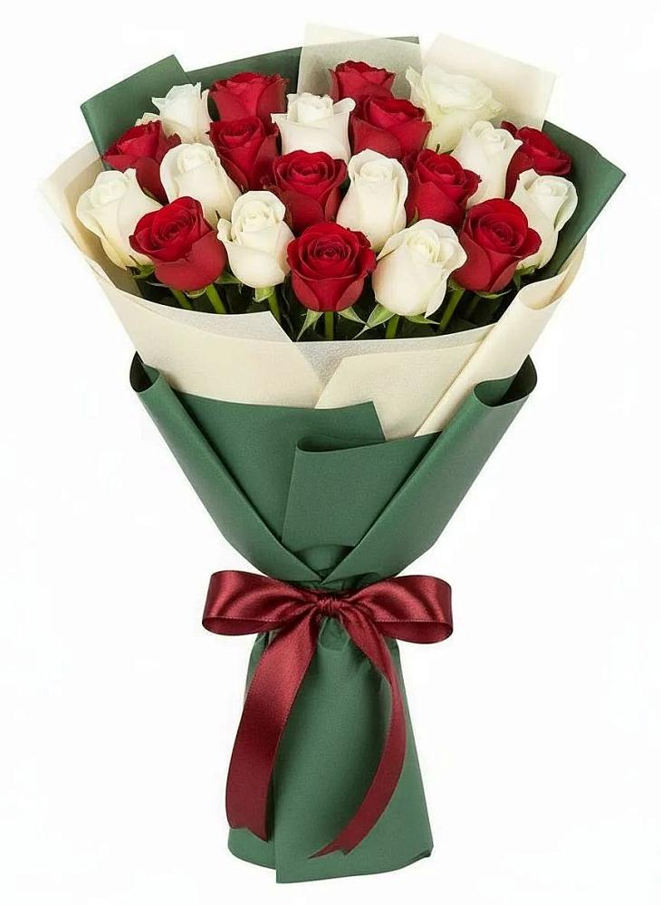 Букет Микс из красных и белых роз в Демино