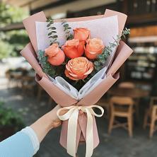 Букет цветов из:  Розы в Демино