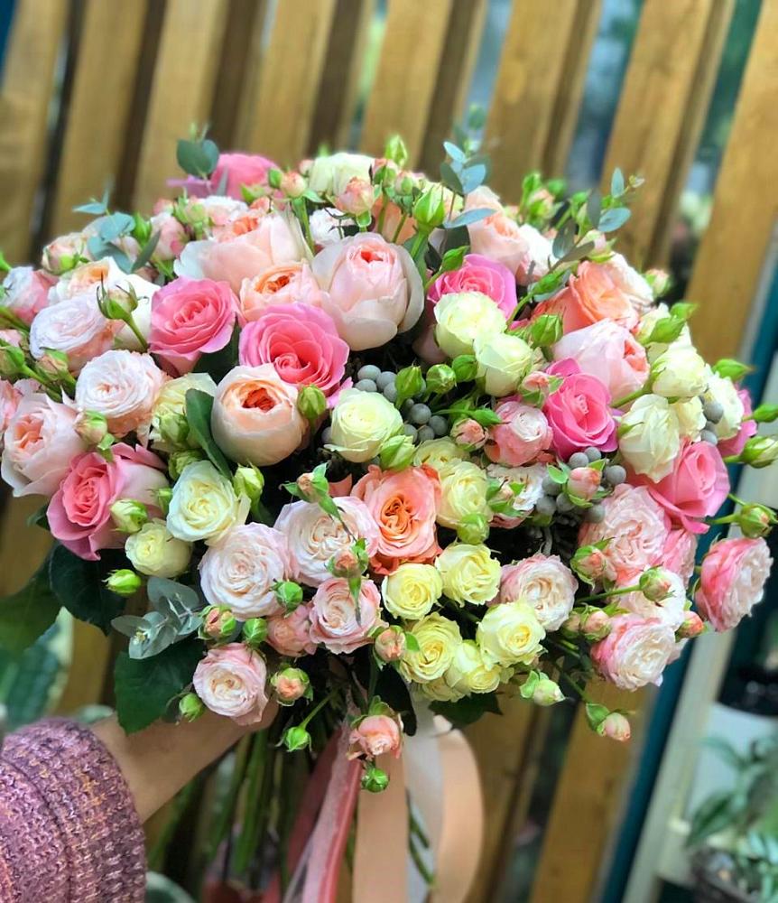 Букет цветов из: Розы в Демино