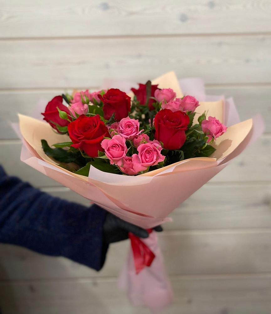 Букет цветов из: Розы в Демино