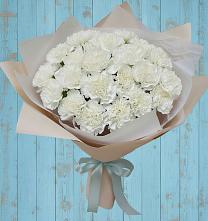 Букет цветов из:  Гвоздики в Демино
