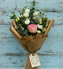 Букет цветов из:  Розы и Лизиантусы #REPLACE_PRED# Демино