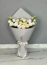 Букет цветов из:  Розы и Лизиантусы в Демино